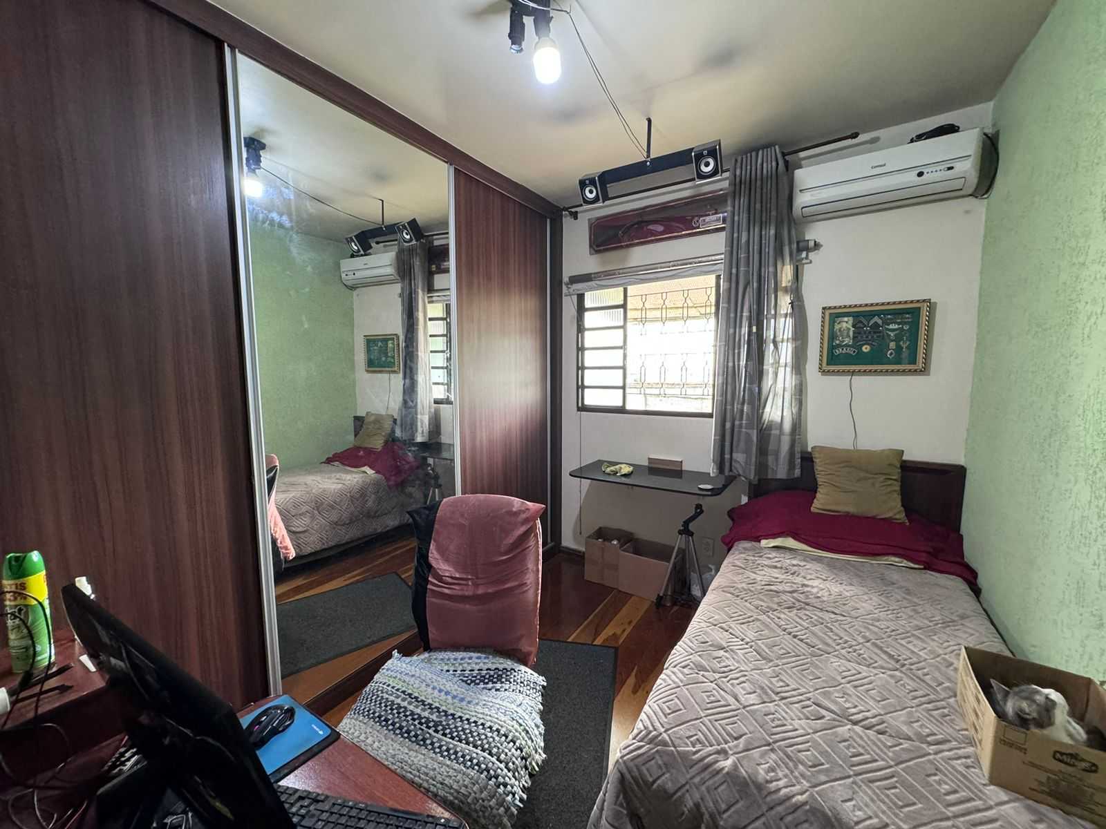 Casa à venda com 3 quartos, 360m² - Foto 14