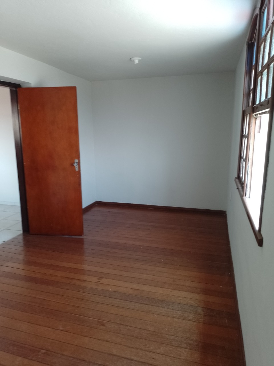 Casa à venda com 3 quartos, 360m² - Foto 7