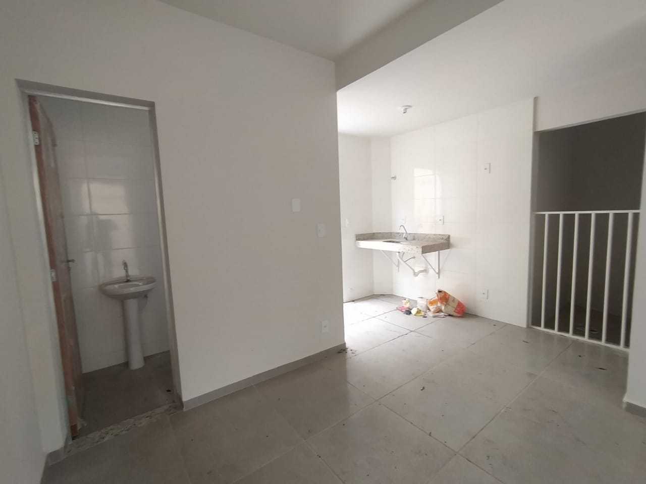 Casa à venda com 2 quartos, 90m² - Foto 5