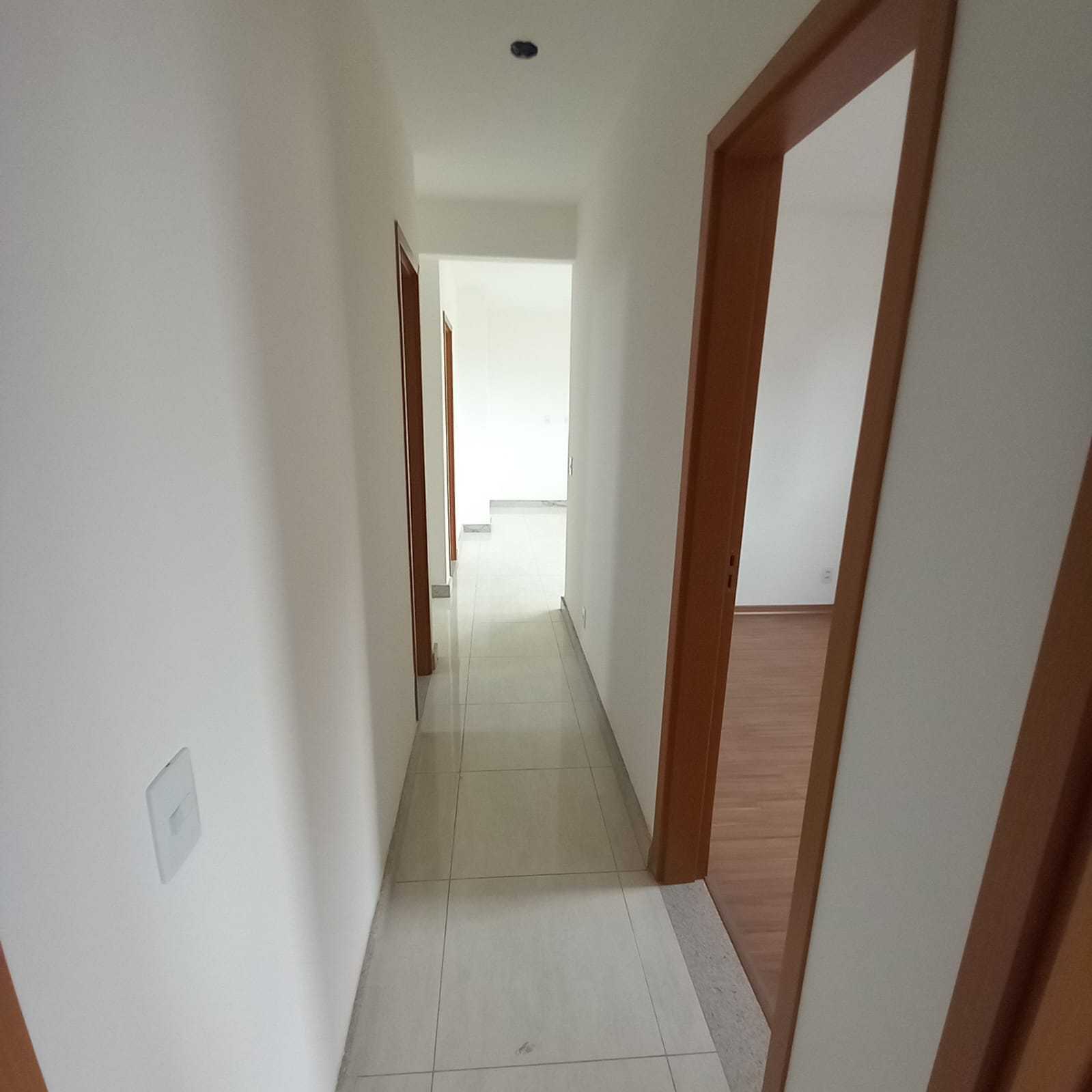 Apartamento à venda com 3 quartos, 70m² - Foto 3