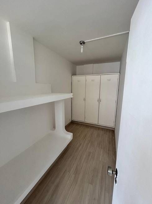 Apartamento à venda com 4 quartos, 170m² - Foto 18