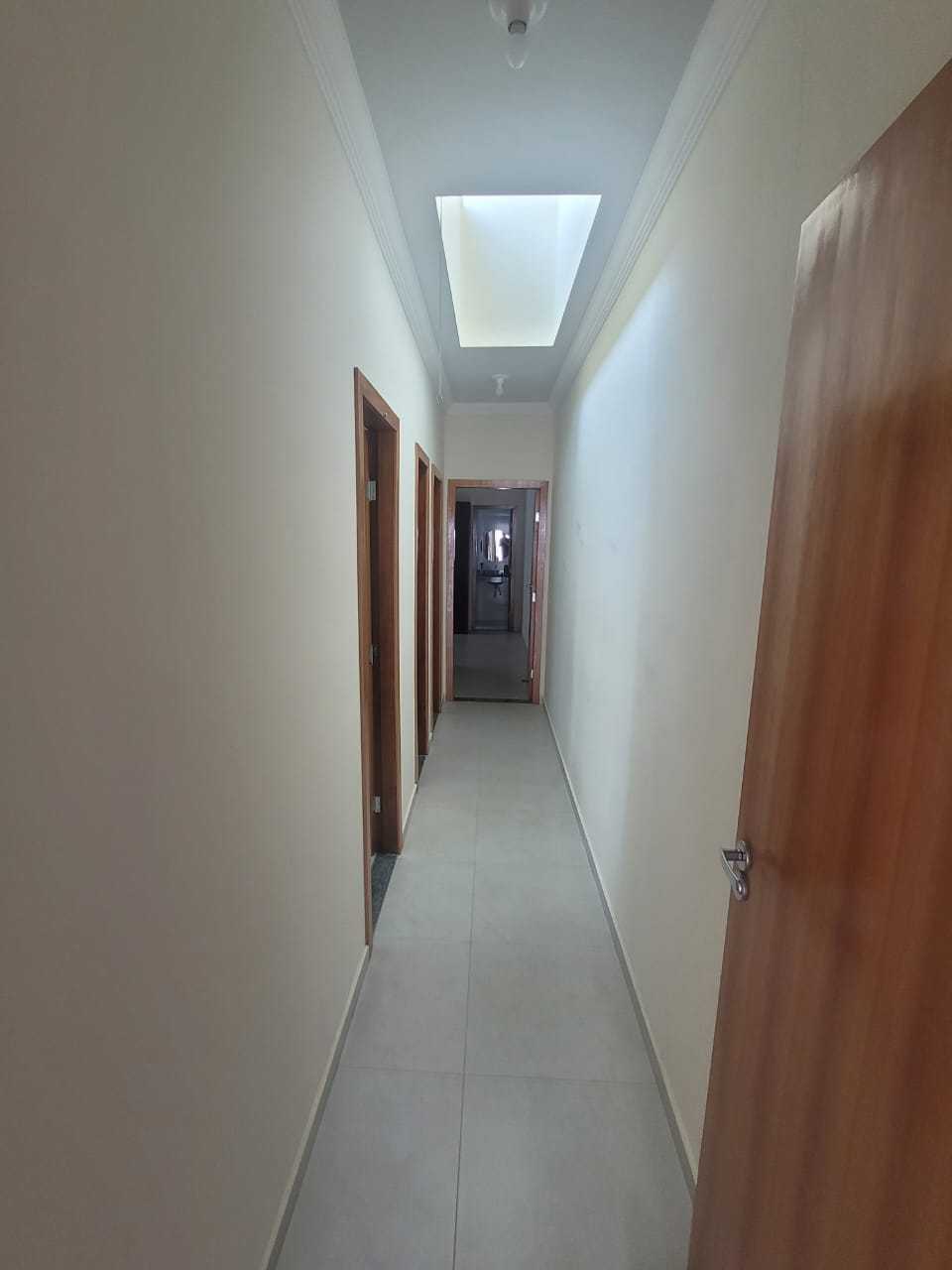 Casa à venda com 3 quartos, 200m² - Foto 5