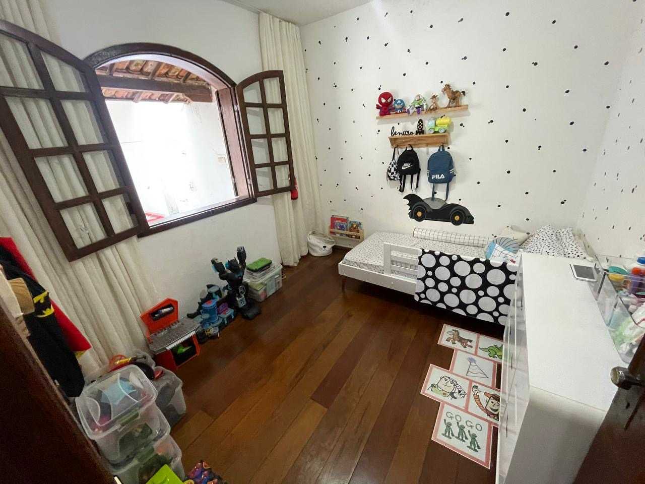 Casa à venda com 7 quartos, 360m² - Foto 13