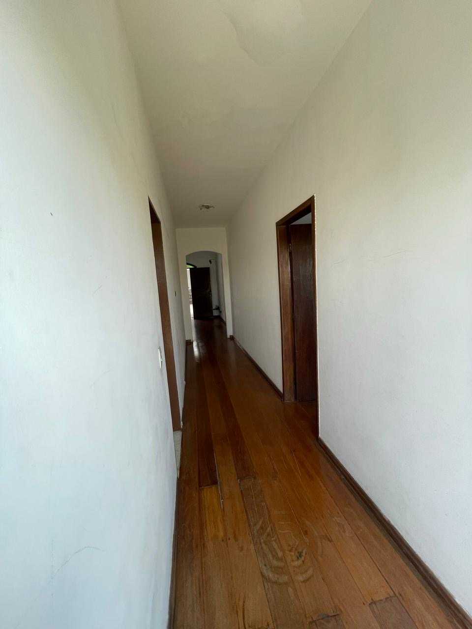 Casa à venda com 7 quartos, 360m² - Foto 18