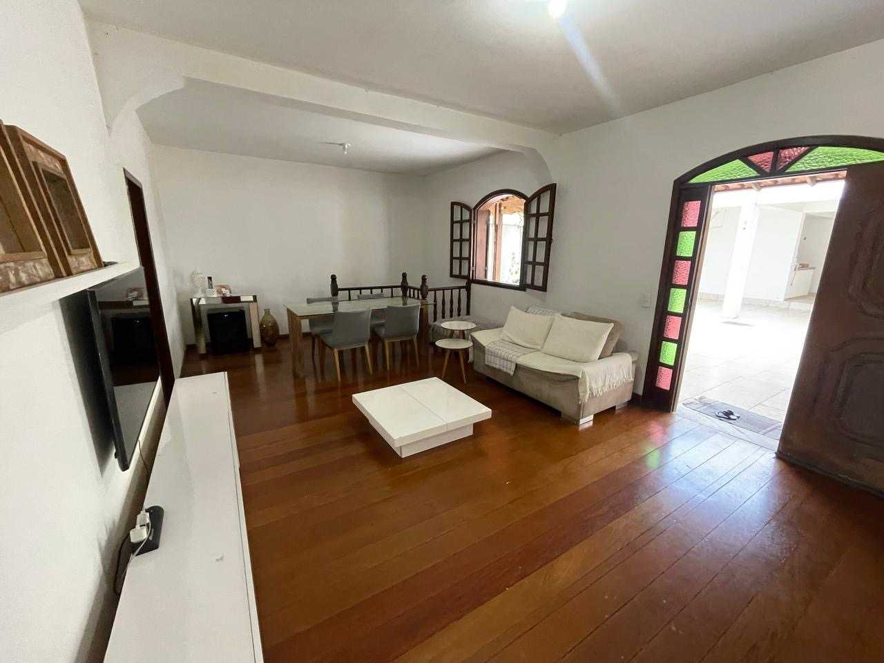 Casa à venda com 7 quartos, 360m² - Foto 5