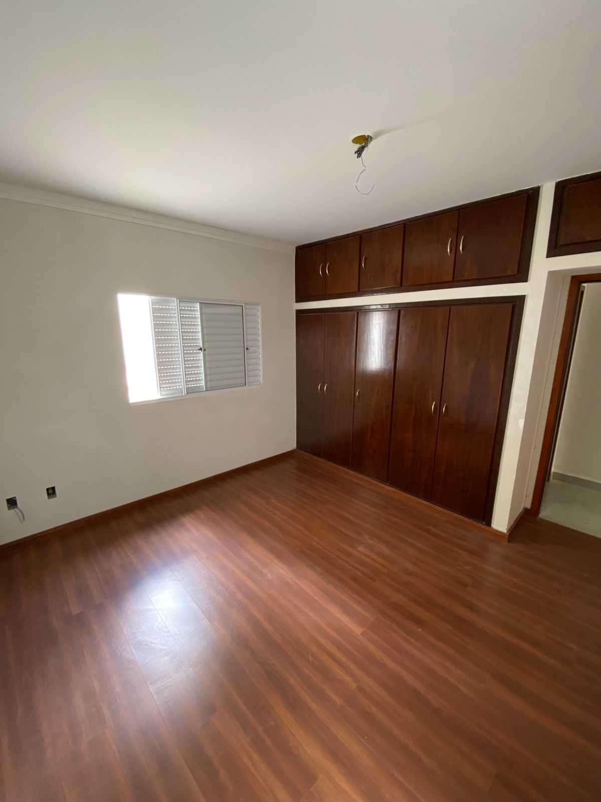 Casa à venda com 3 quartos, 153m² - Foto 9