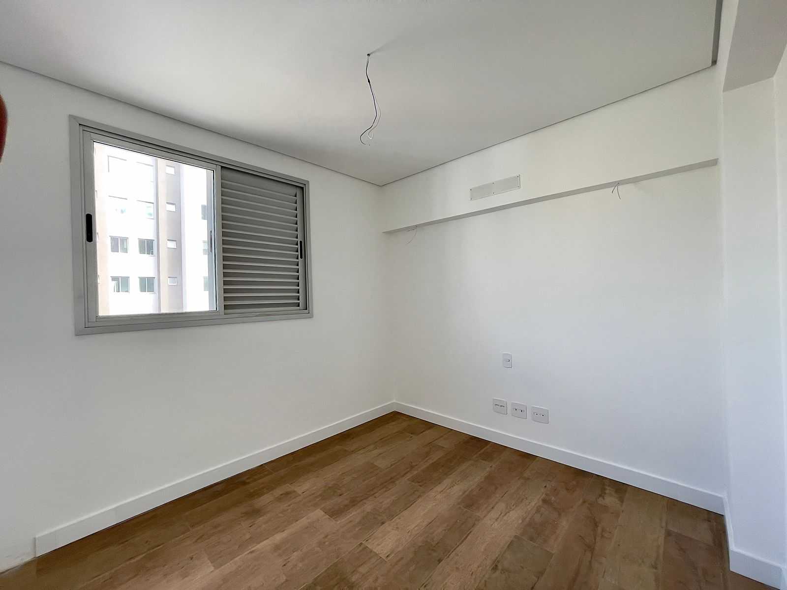 Apartamento à venda com 4 quartos, 113m² - Foto 17