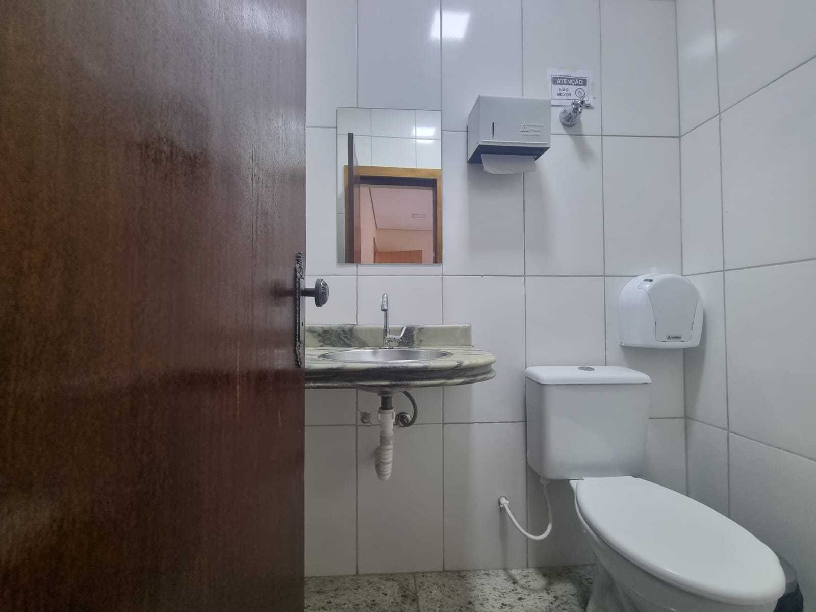 Casa à venda com 1 quarto, 391m² - Foto 15