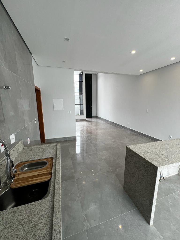 Casa à venda com 3 quartos, 210m² - Foto 14