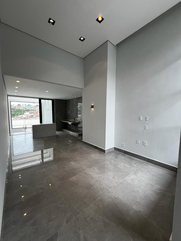 Casa à venda com 3 quartos, 210m² - Foto 5