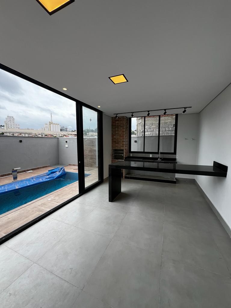 Casa à venda com 3 quartos, 210m² - Foto 25