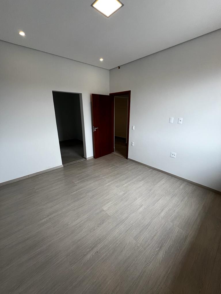 Casa à venda com 3 quartos, 210m² - Foto 17