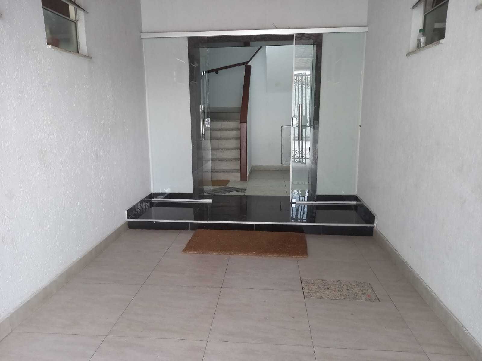 Apartamento à venda com 2 quartos, 70m² - Foto 1