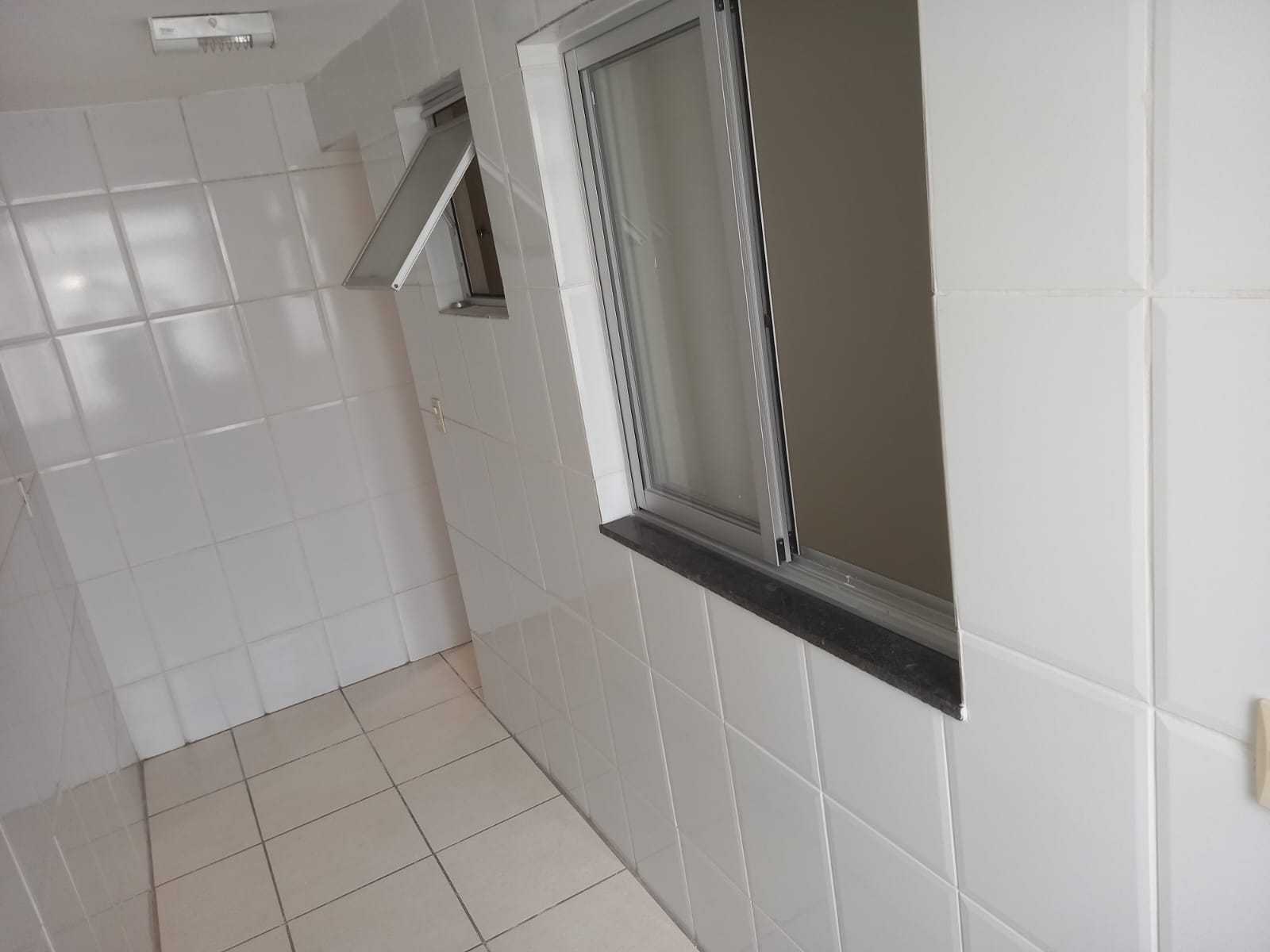 Apartamento à venda com 2 quartos, 70m² - Foto 17