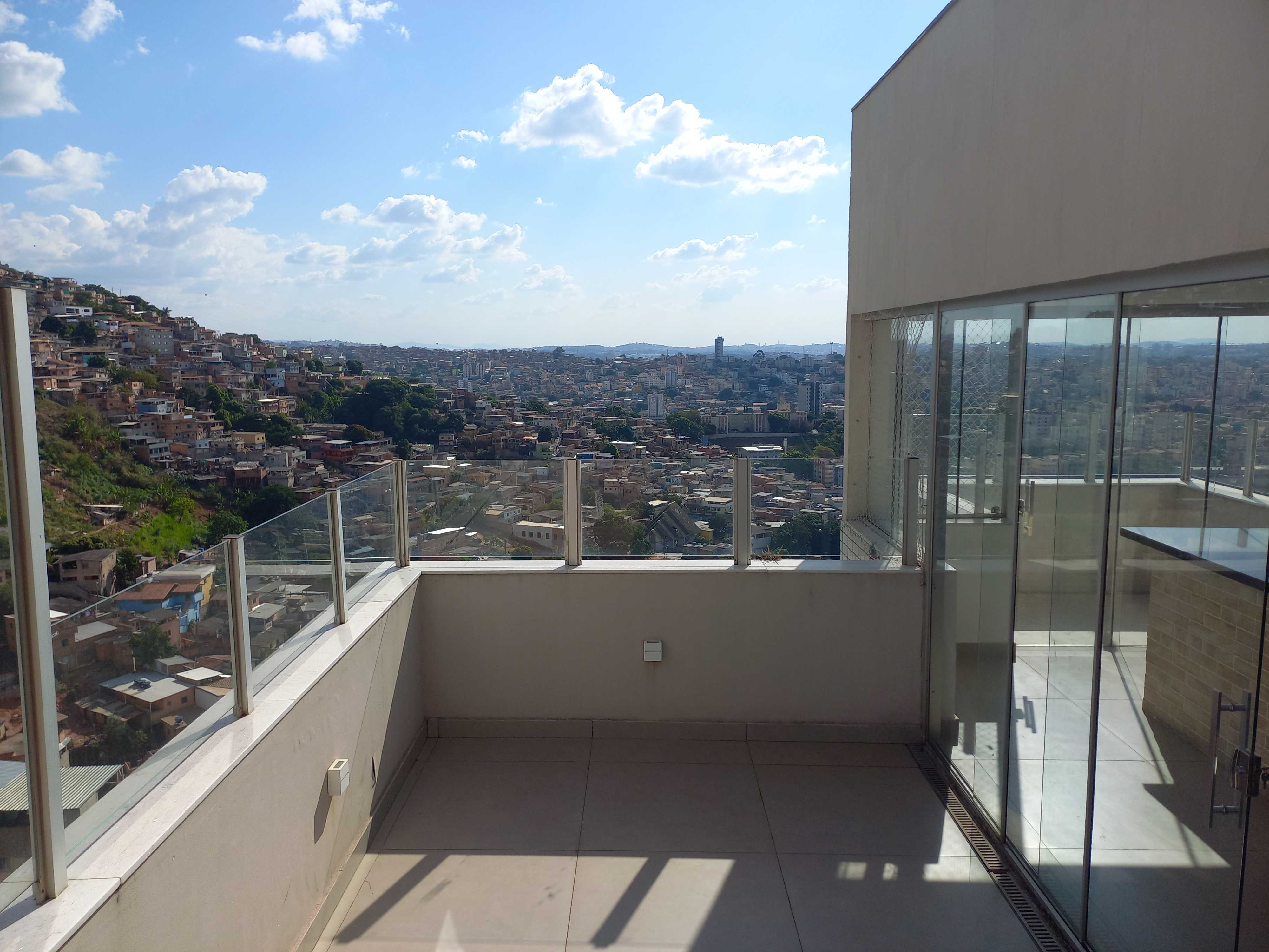 Cobertura à venda com 3 quartos, 236m² - Foto 2