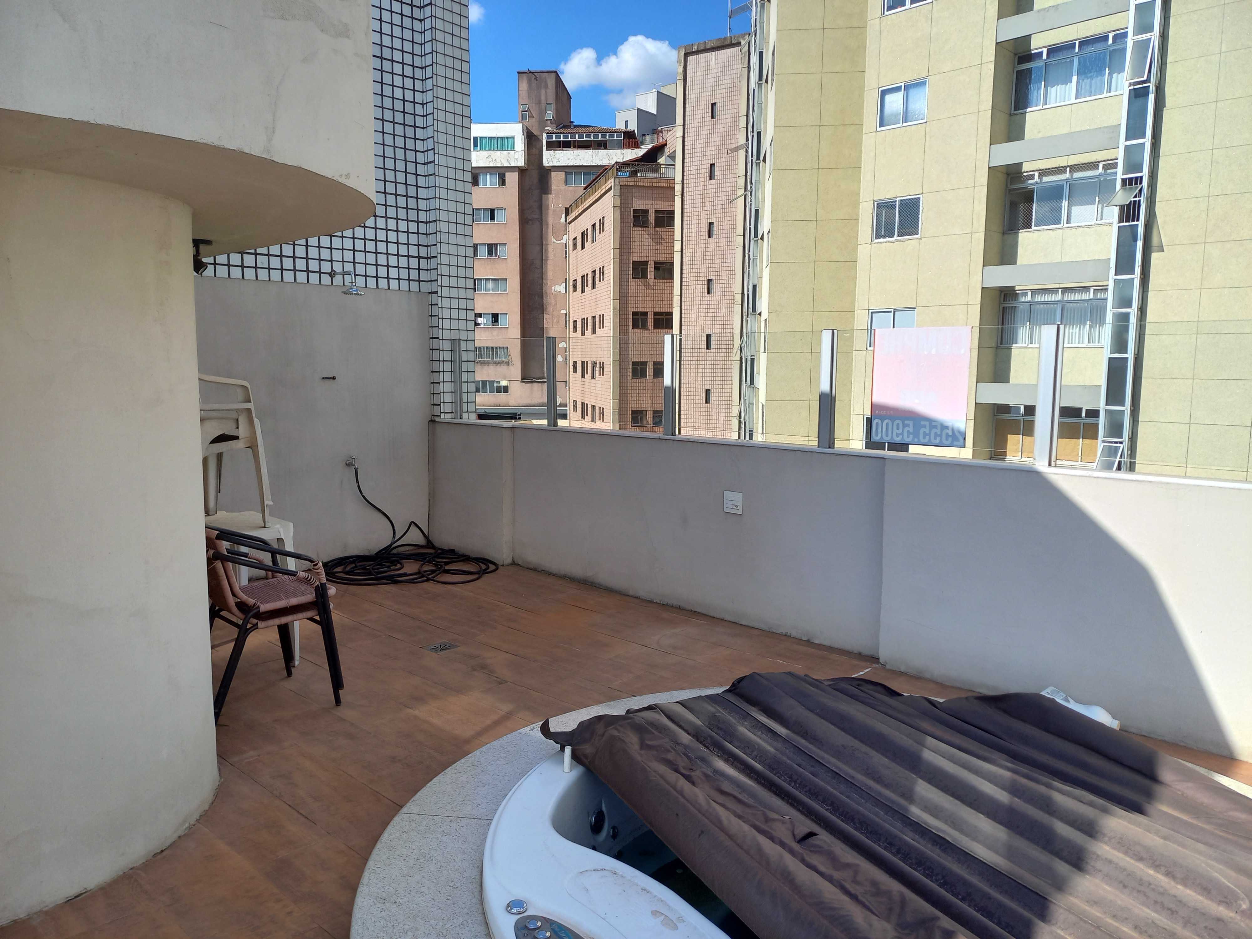 Cobertura à venda com 3 quartos, 236m² - Foto 1