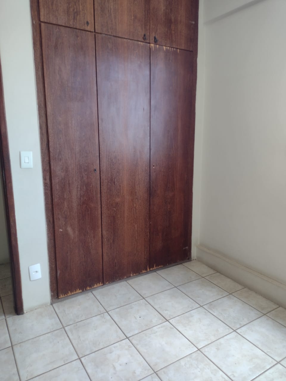 Apartamento à venda com 2 quartos, 65m² - Foto 4