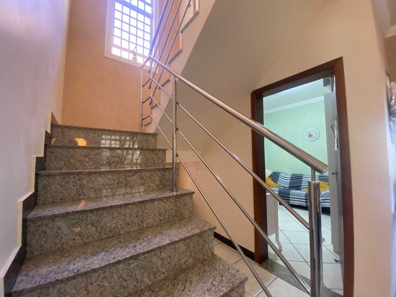 Casa à venda com 4 quartos, 360m² - Foto 11