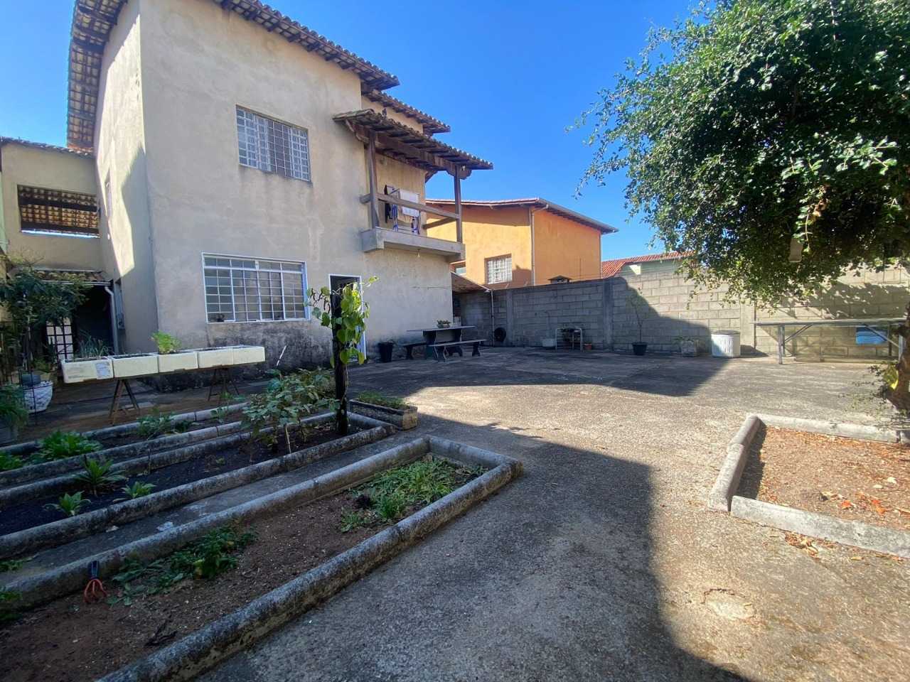 Casa à venda com 4 quartos, 360m² - Foto 22