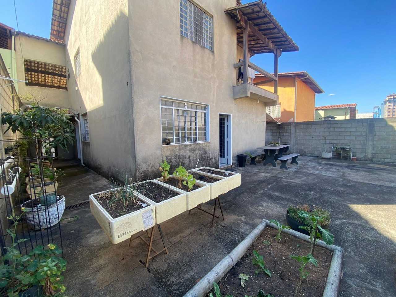 Casa à venda com 4 quartos, 360m² - Foto 23