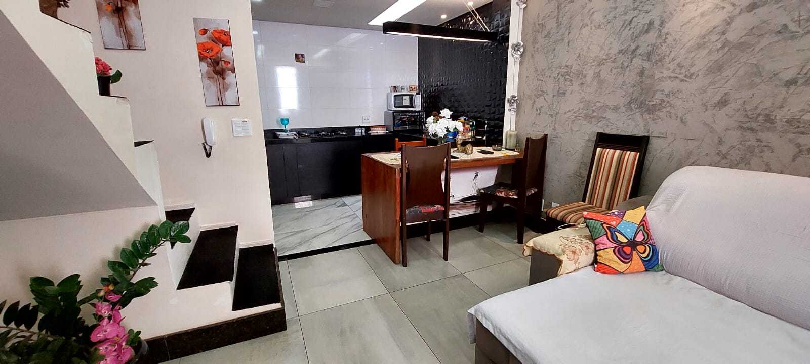 Casa à venda com 2 quartos, 70m² - Foto 5