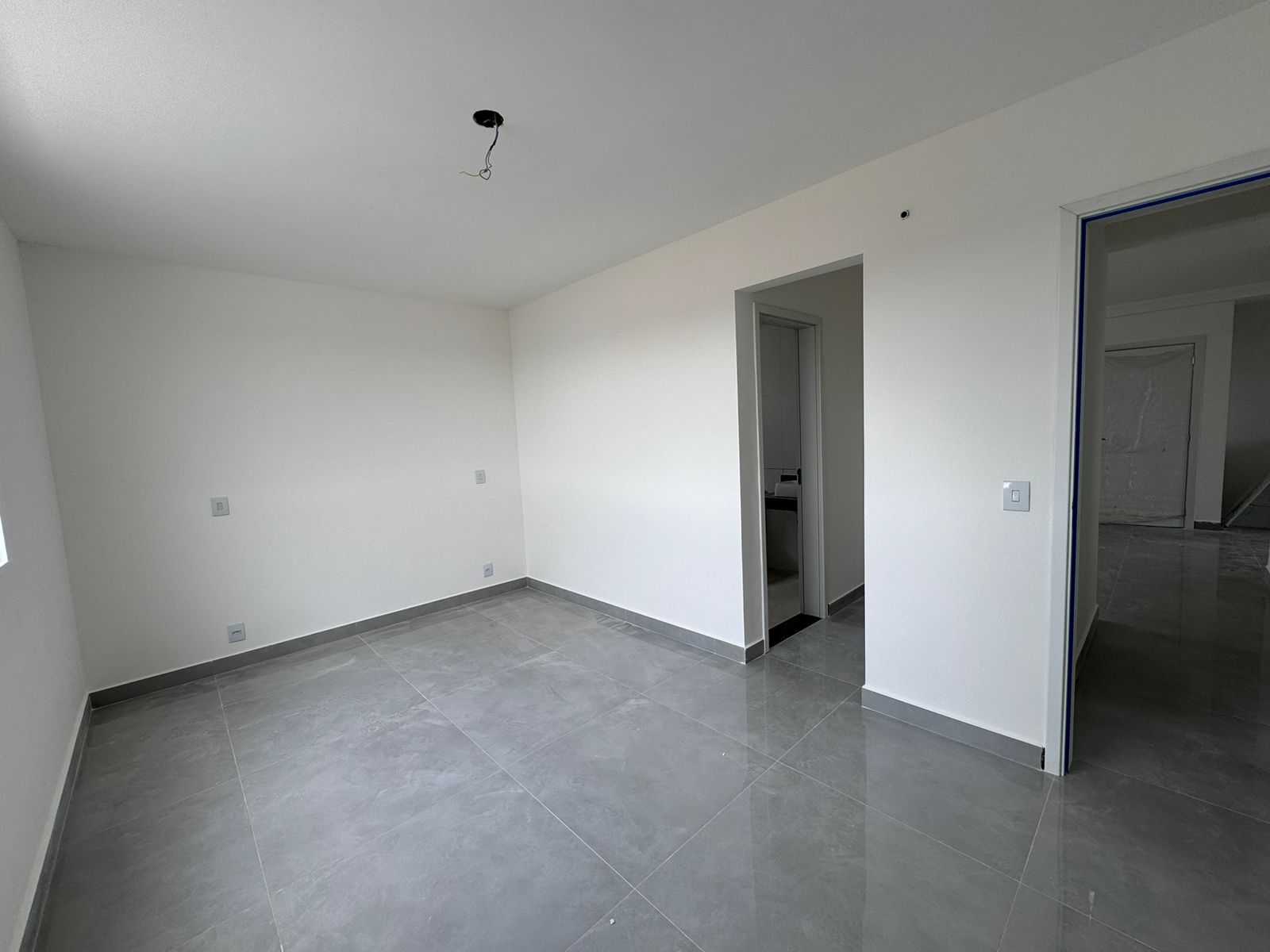 Apartamento à venda com 3 quartos, 82m² - Foto 13