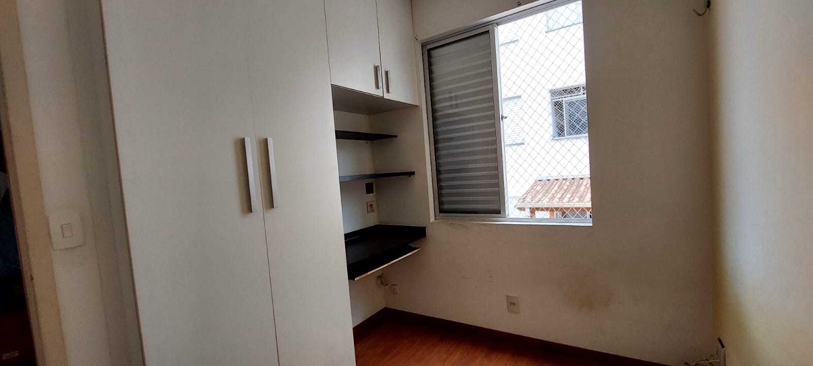 Casa à venda com 2 quartos, 70m² - Foto 10