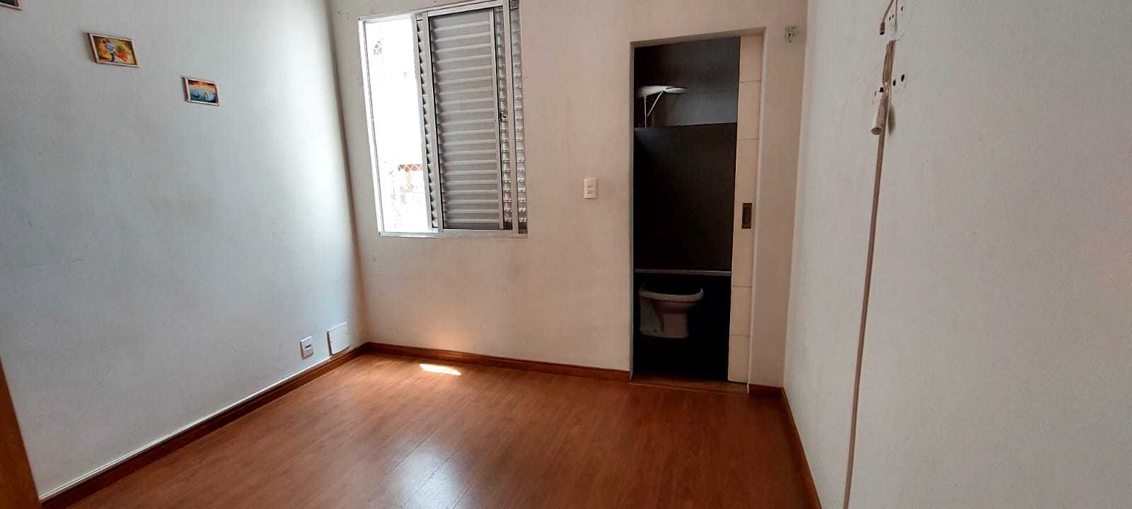 Casa à venda com 2 quartos, 70m² - Foto 7