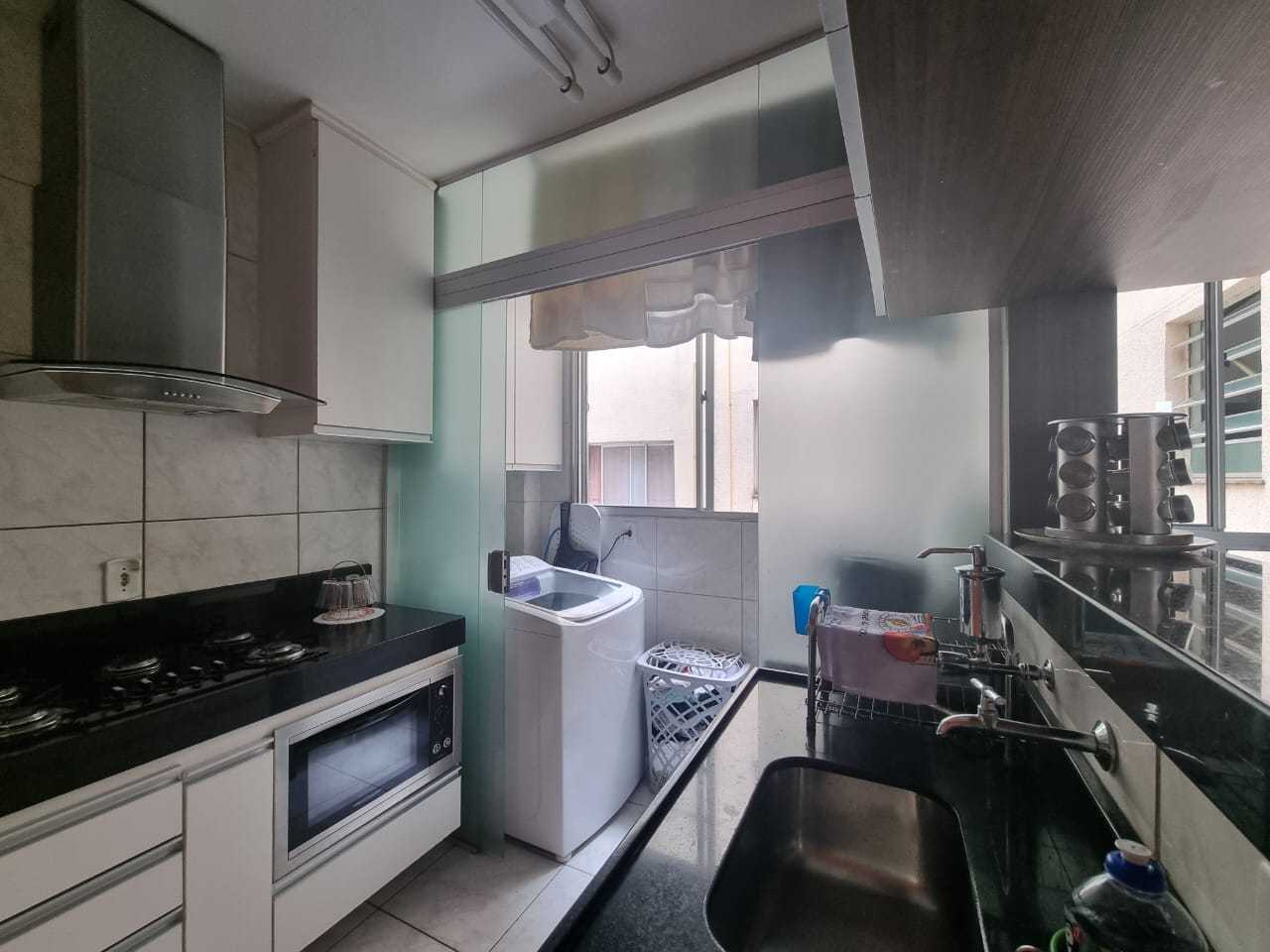 Apartamento à venda com 2 quartos, 45m² - Foto 4