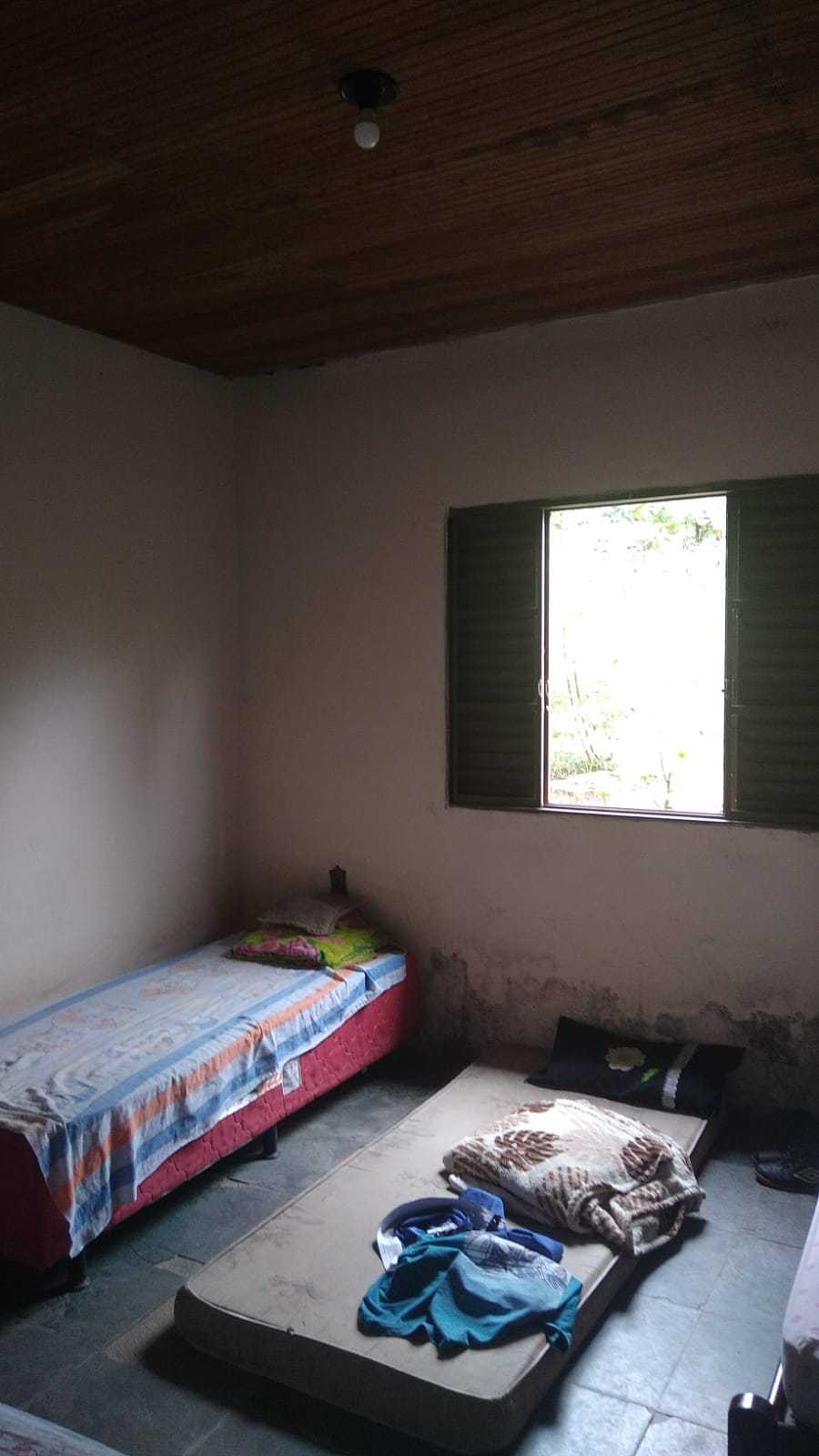 Casa à venda com 3 quartos, 90m² - Foto 3