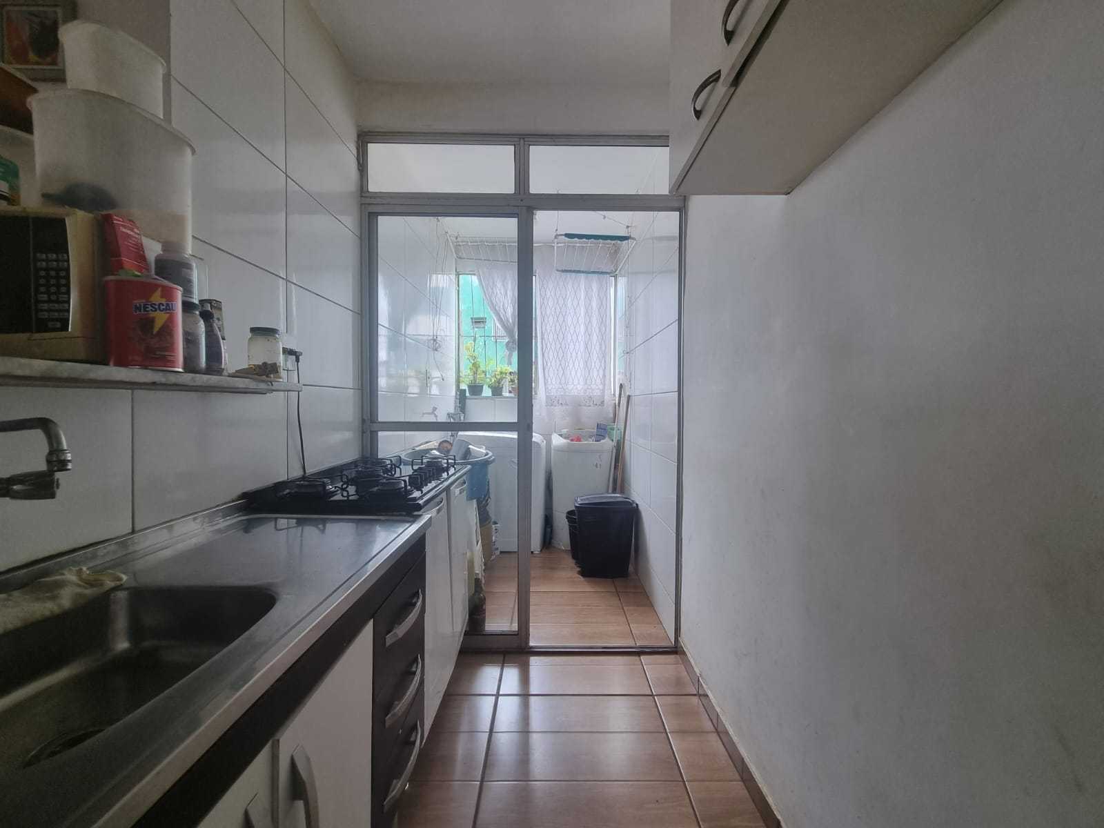 Apartamento à venda com 2 quartos, 44m² - Foto 11