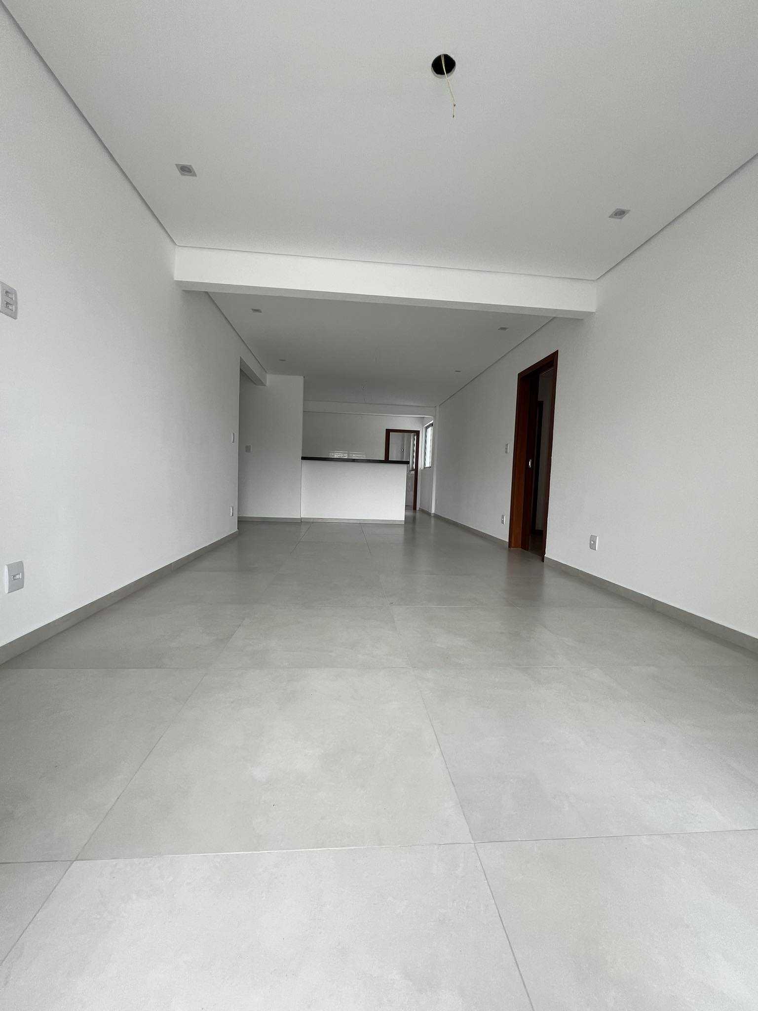 Apartamento à venda com 3 quartos, 130m² - Foto 3