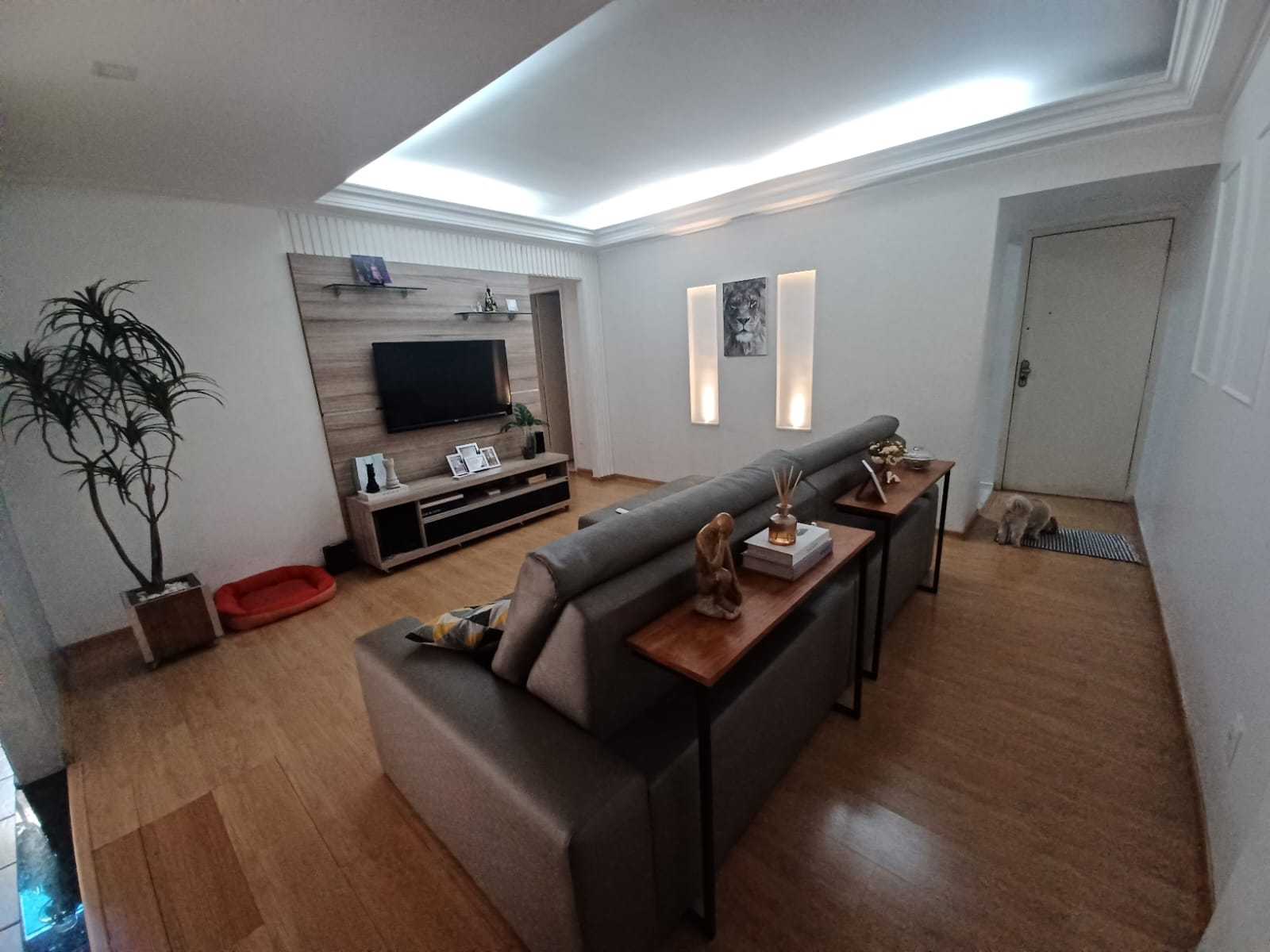 Apartamento à venda com 3 quartos, 138m² - Foto 1