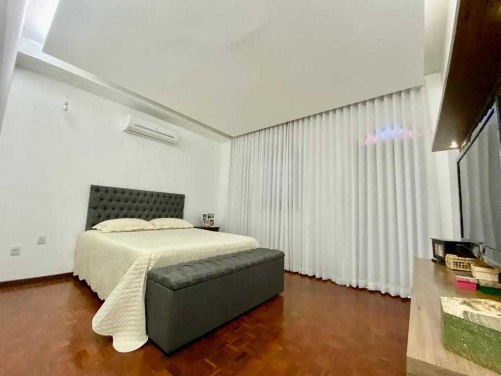 Casa à venda com 4 quartos, 180m² - Foto 18