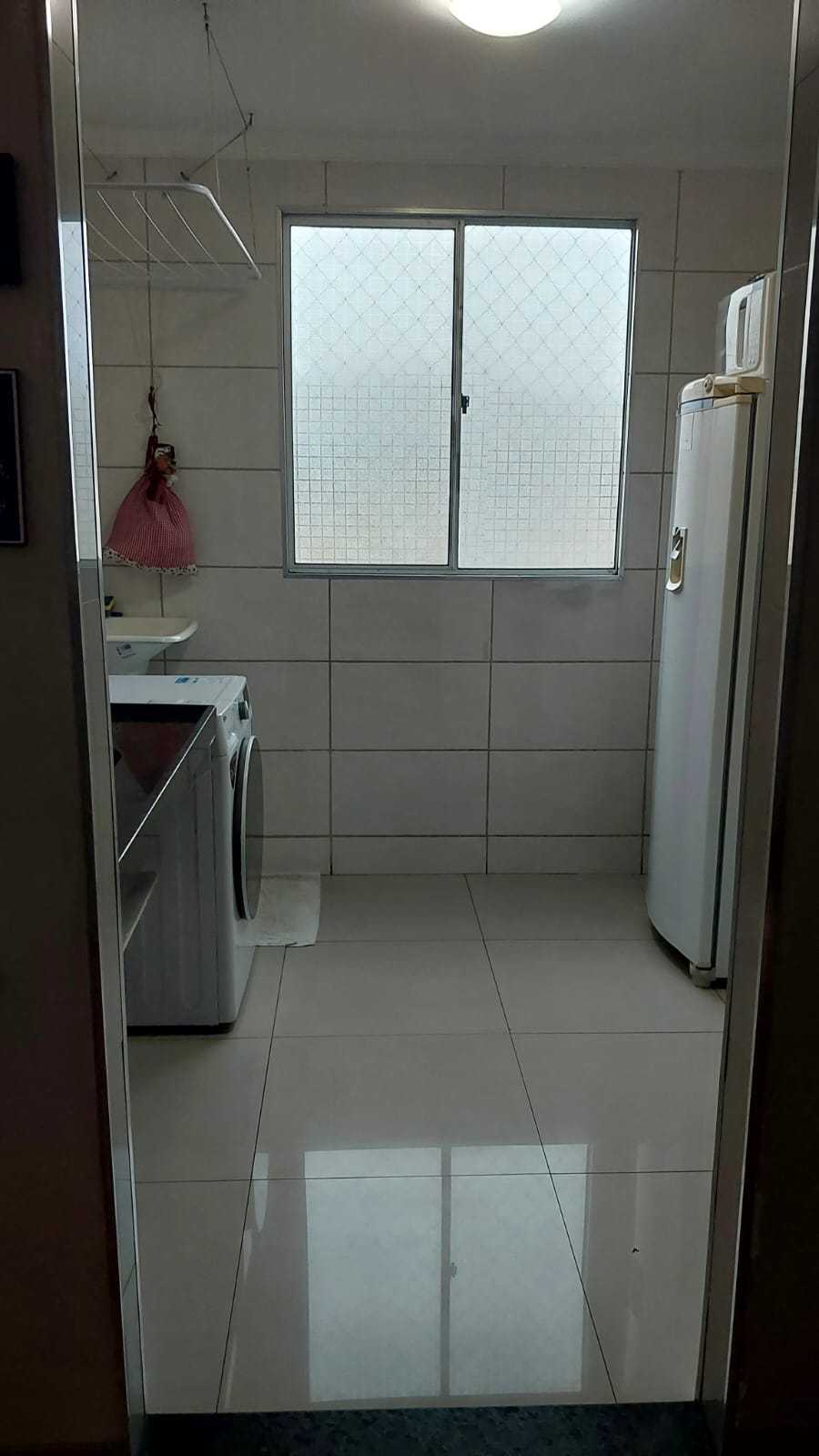 Apartamento à venda com 2 quartos, 45m² - Foto 1