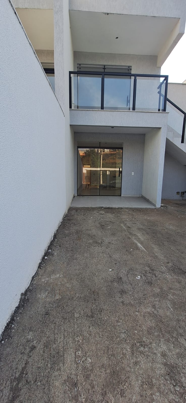 Casa à venda com 2 quartos, 118m² - Foto 2