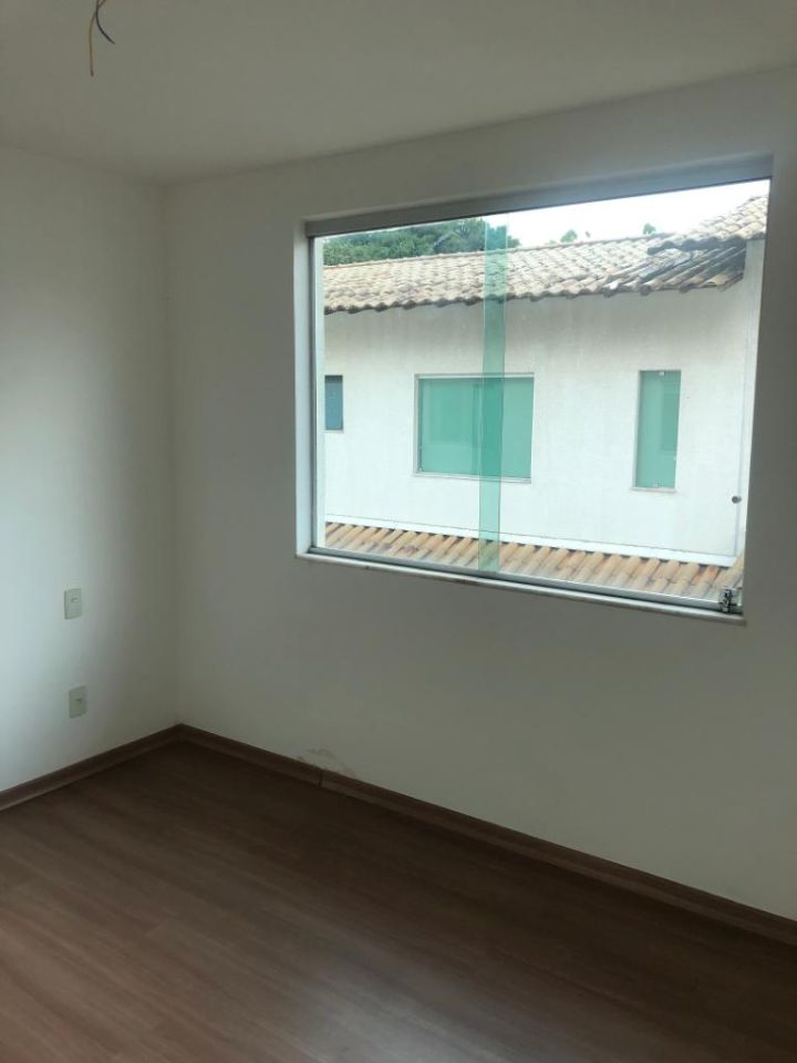 Casa à venda com 4 quartos, 157m² - Foto 12