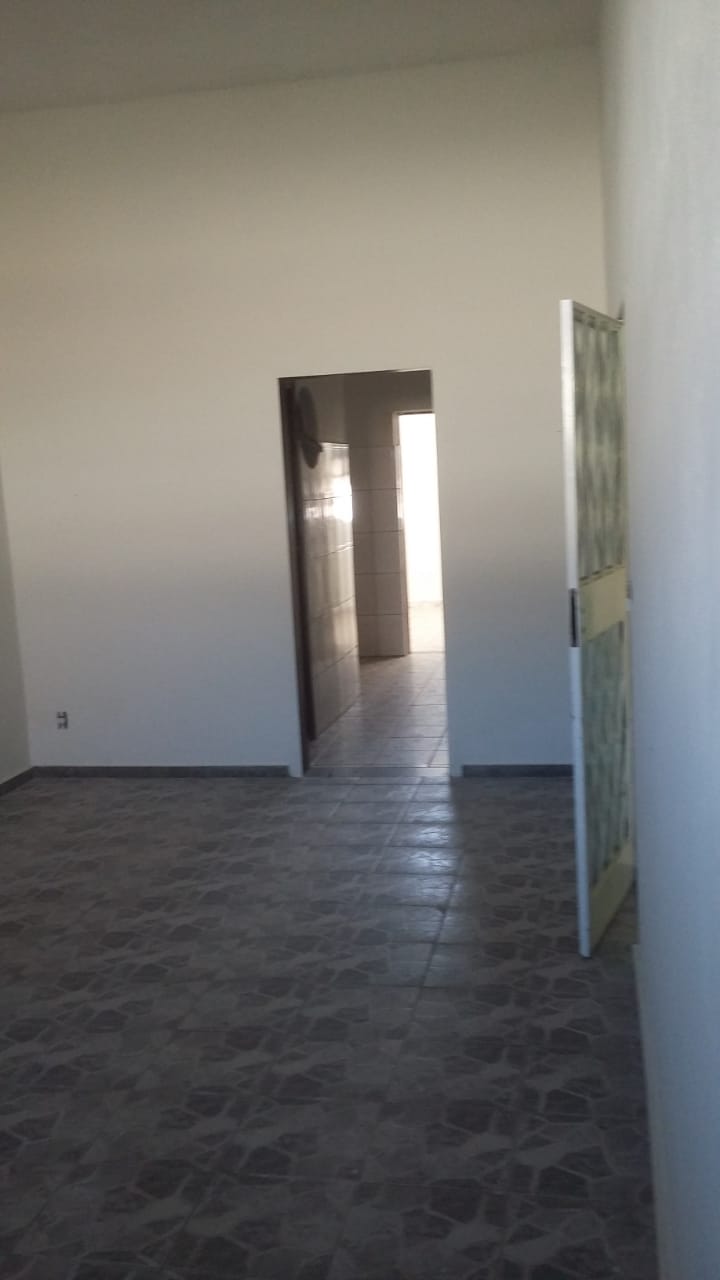 Casa à venda com 4 quartos, 180m² - Foto 11