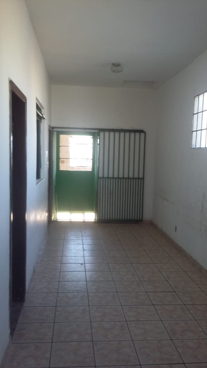 Casa à venda com 4 quartos, 180m² - Foto 16