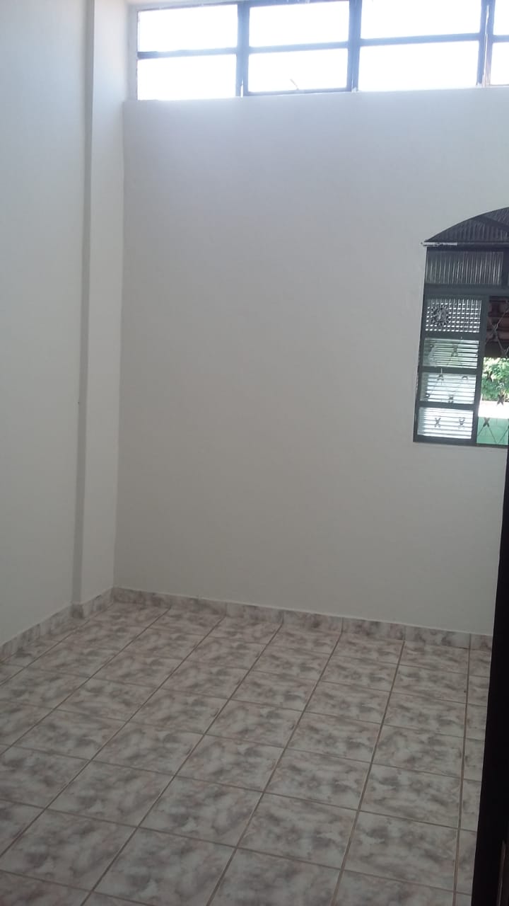 Casa à venda com 4 quartos, 180m² - Foto 3