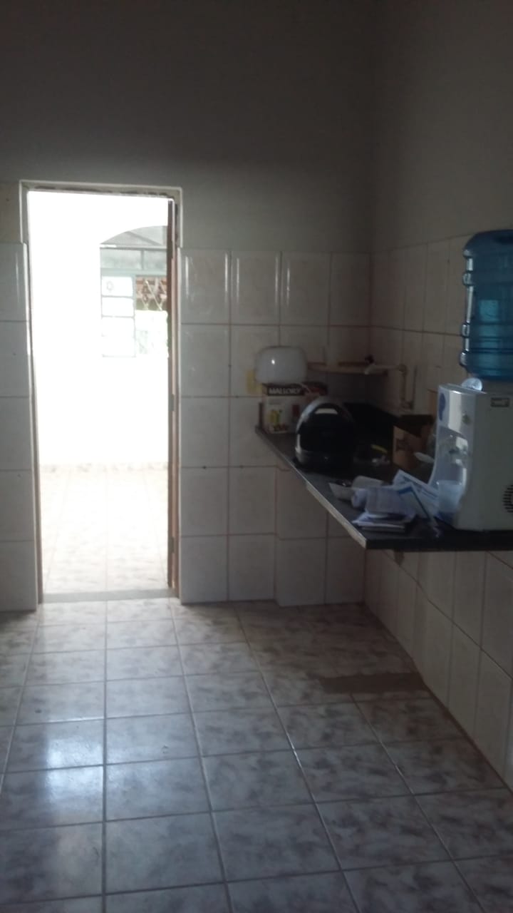 Casa à venda com 4 quartos, 180m² - Foto 10