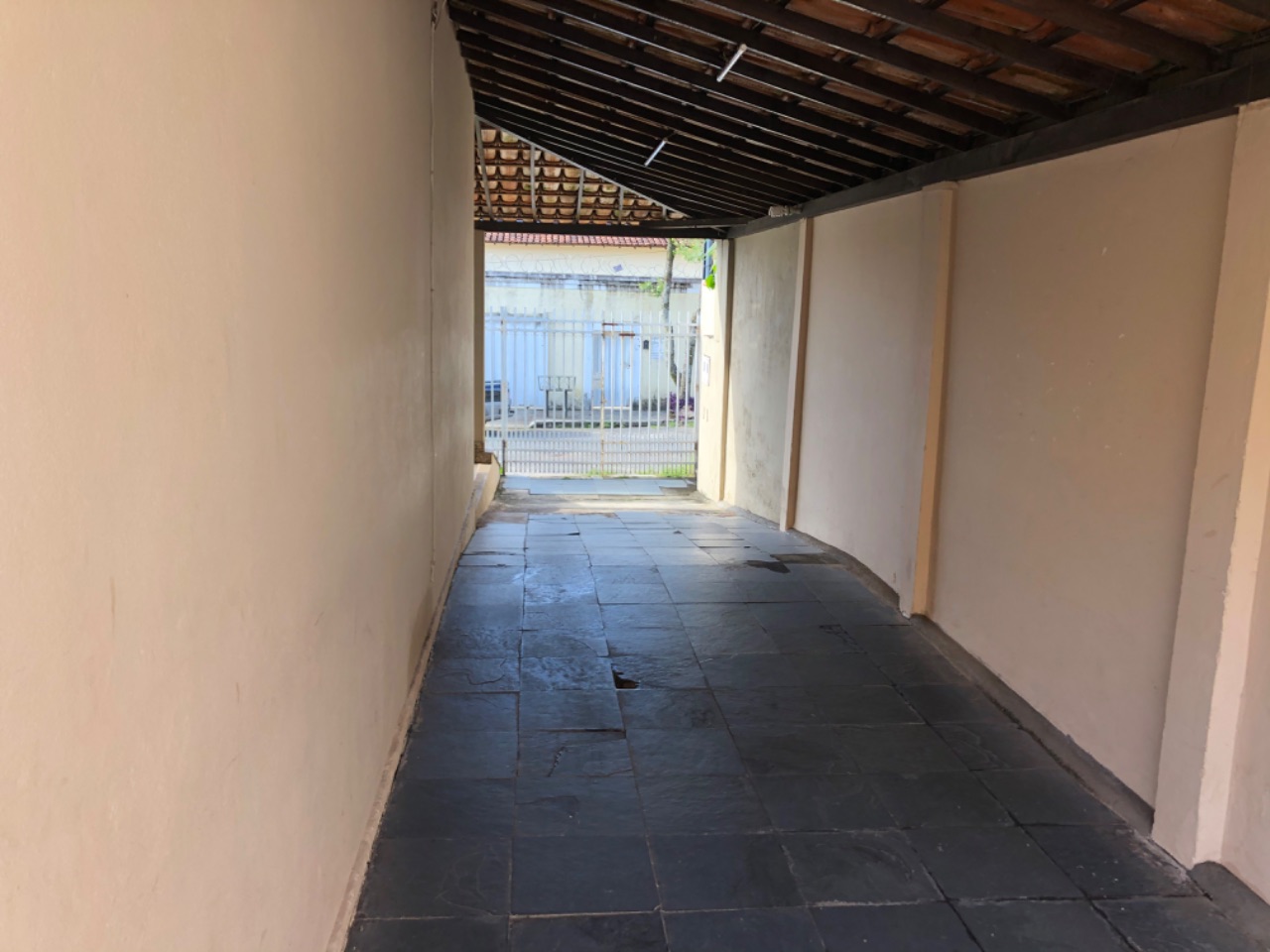 Casa à venda com 3 quartos, 220m² - Foto 11