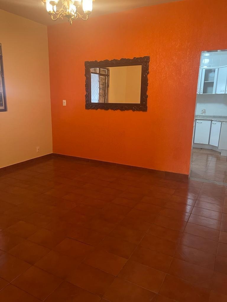 Casa à venda com 3 quartos, 200m² - Foto 11