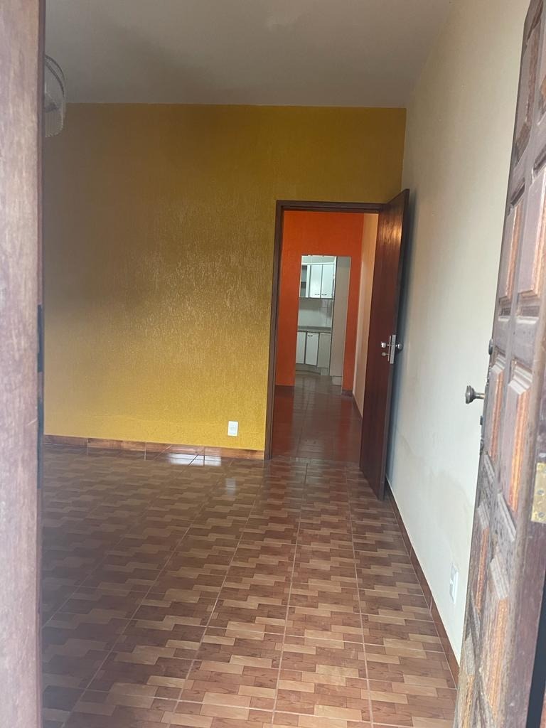 Casa à venda com 3 quartos, 200m² - Foto 9