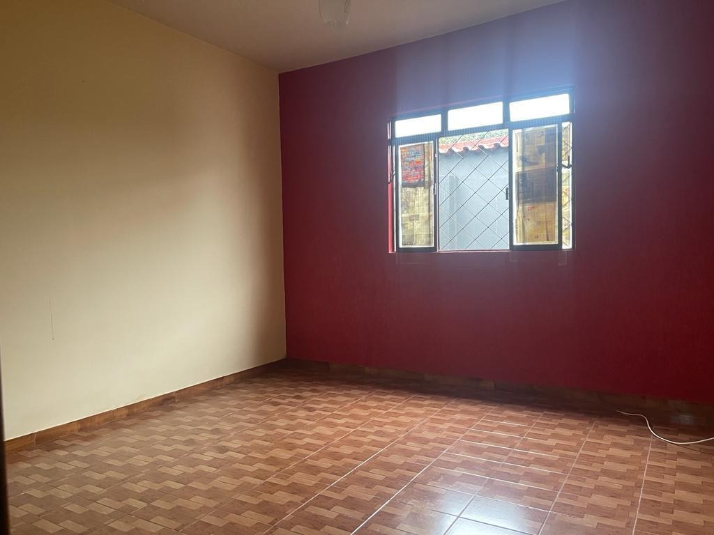 Casa à venda com 3 quartos, 200m² - Foto 8