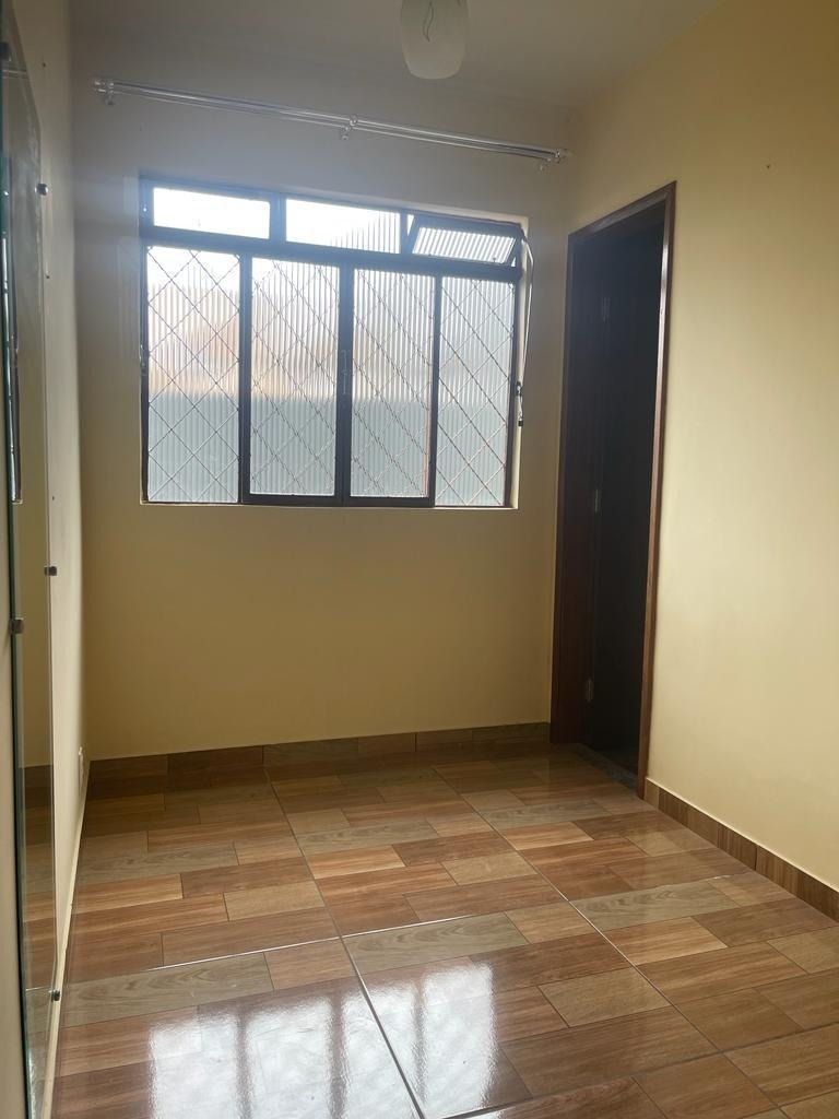 Casa à venda com 3 quartos, 200m² - Foto 17