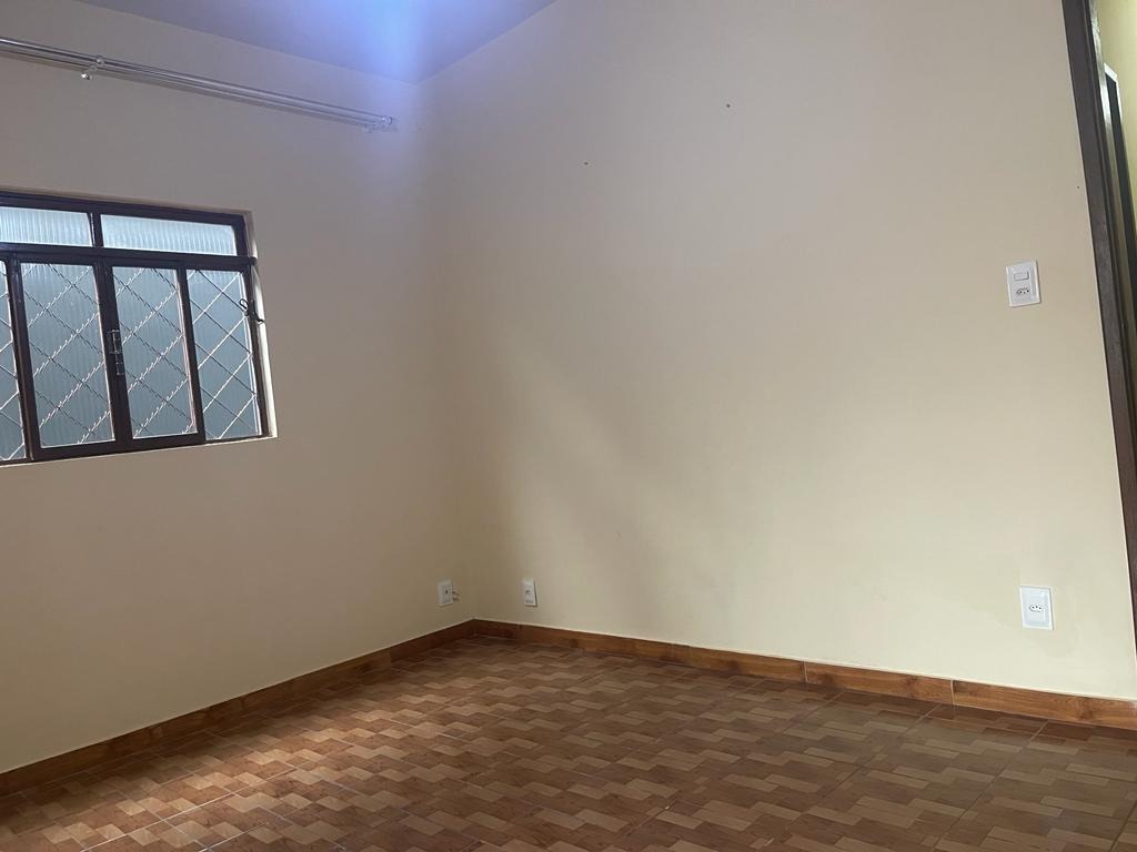 Casa à venda com 3 quartos, 200m² - Foto 22