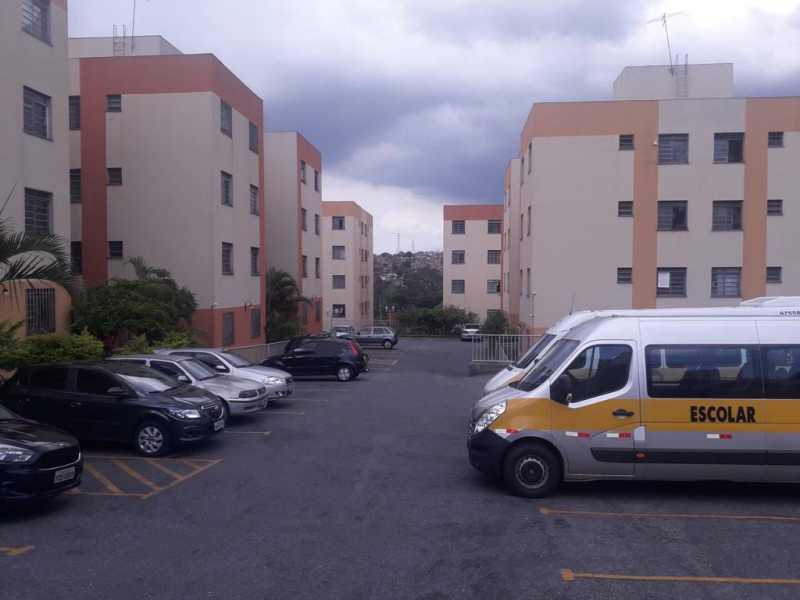 Apartamento à venda com 2 quartos, 60m² - Foto 11