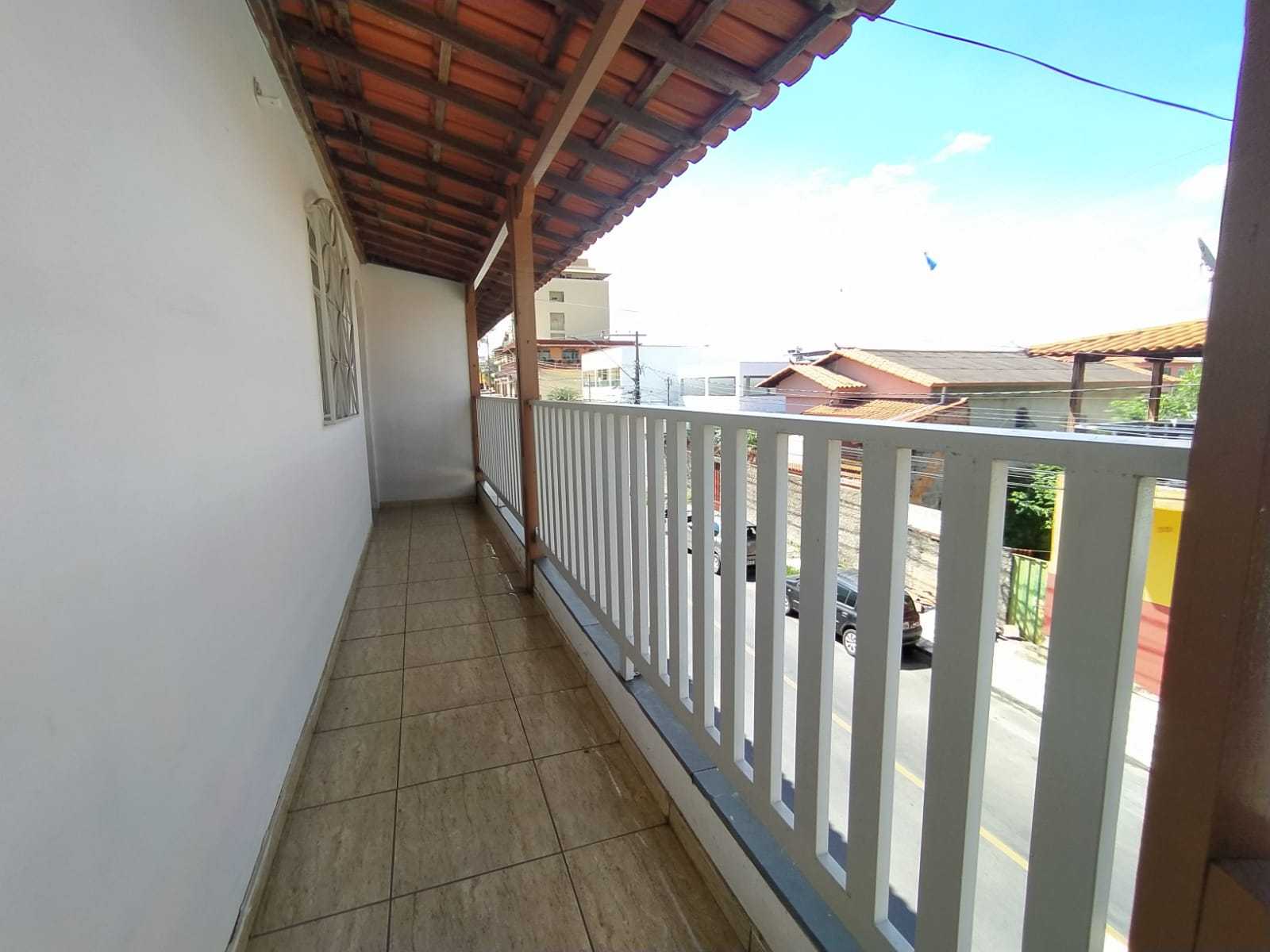 Casa à venda com 3 quartos, 360m² - Foto 18