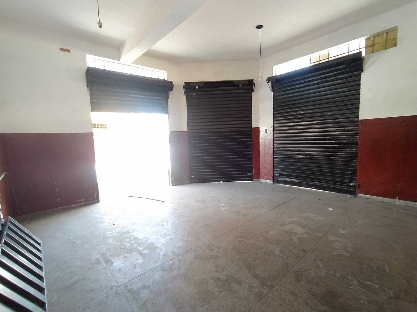 Casa à venda com 3 quartos, 360m² - Foto 3